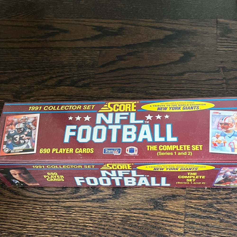 Score 1991 NFL Football Collector Set - Red Complete Player Card Collection